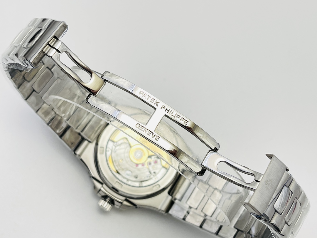 Open deployant clasp with Patek Philippe Geneva engraving on steel bracelet