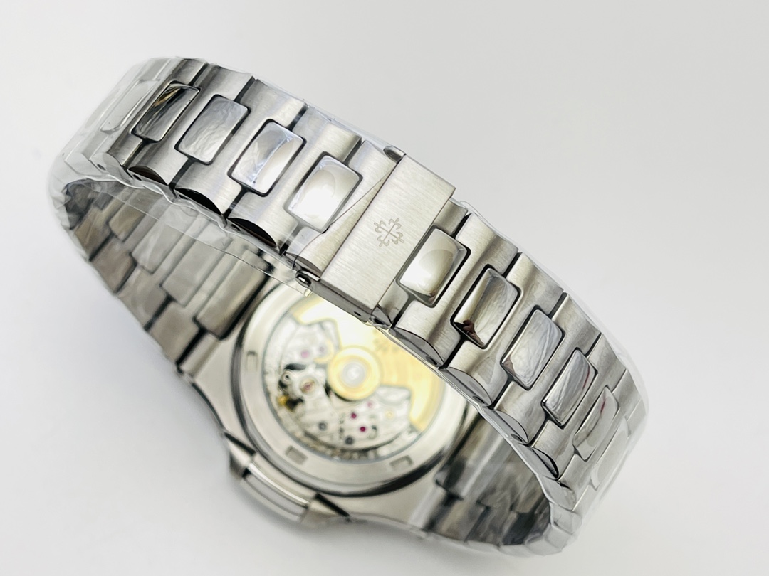 Stainless steel bracelet with folding clasp and engraved logo detail