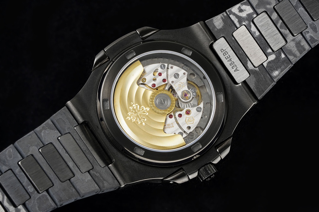 Exhibition caseback revealing automatic movement