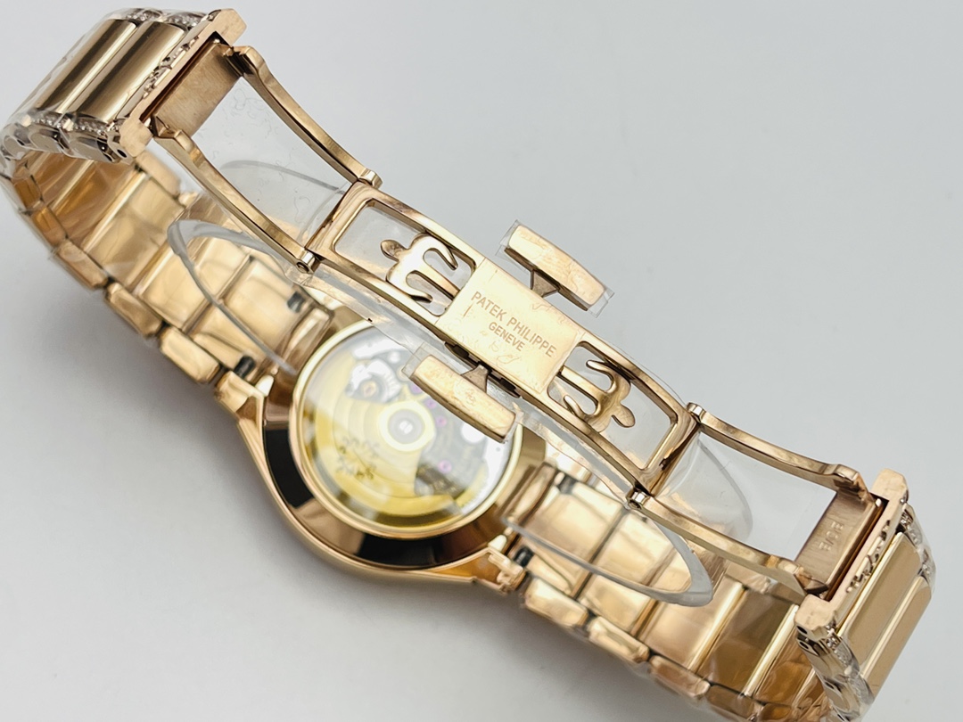 Patek Philippe Twenty~4 7300/1200R-011 Replica Rose Gold Bracelet Detail