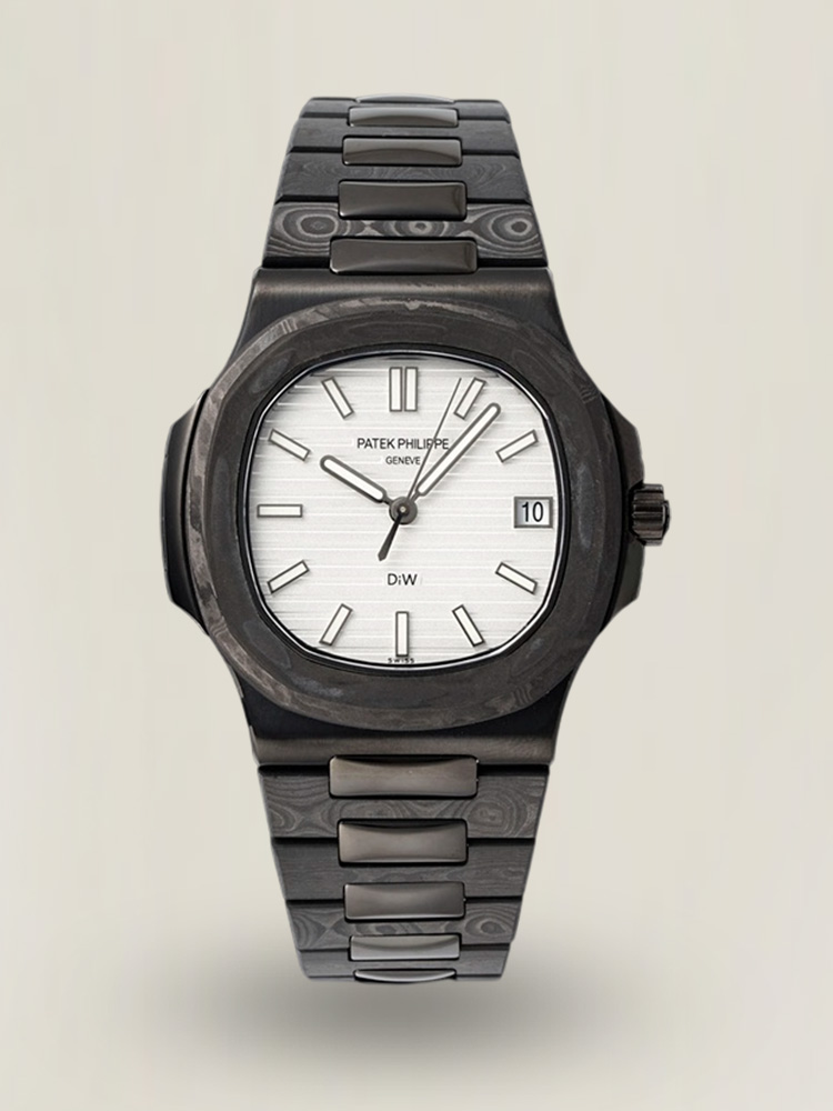 DIW Nautilus 5711 watch with carbon fiber bracelet and silver dial