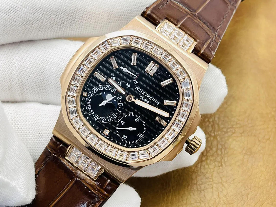 Patek Philippe Nautilus 5724R-001 Replica Luxury Diamond Bezel Watch With Black Dial Detail 1