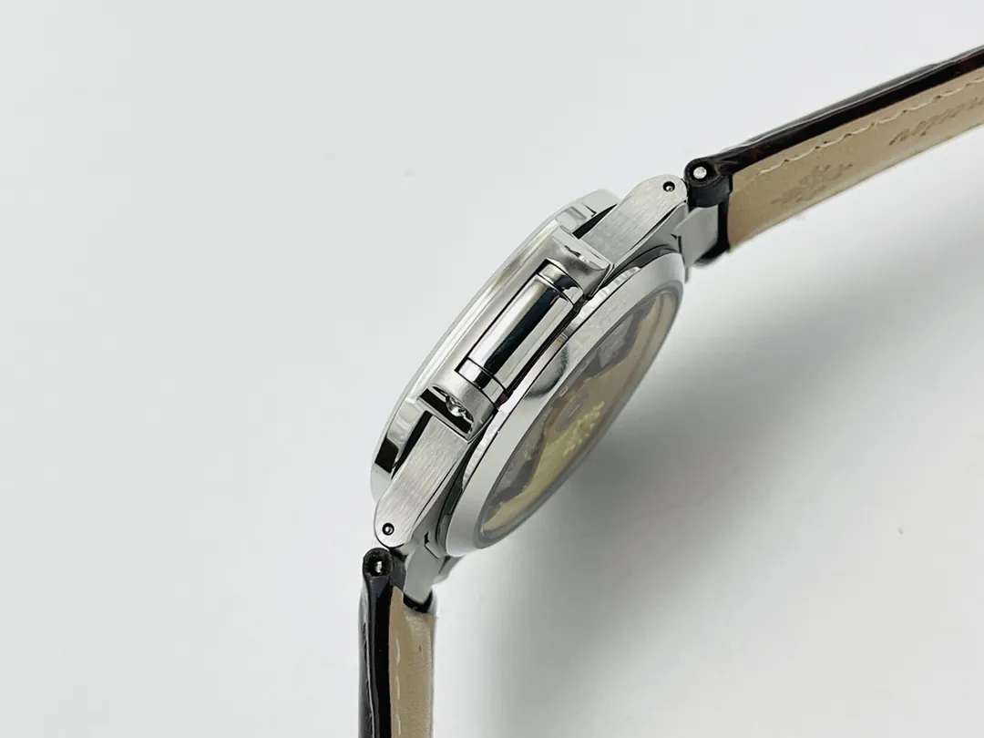 Patek Philippe Nautilus 7018 Replica Watch 35.2mm Silver White Dial Diamond Bezel Luxury Super Clone Watch Side View 1