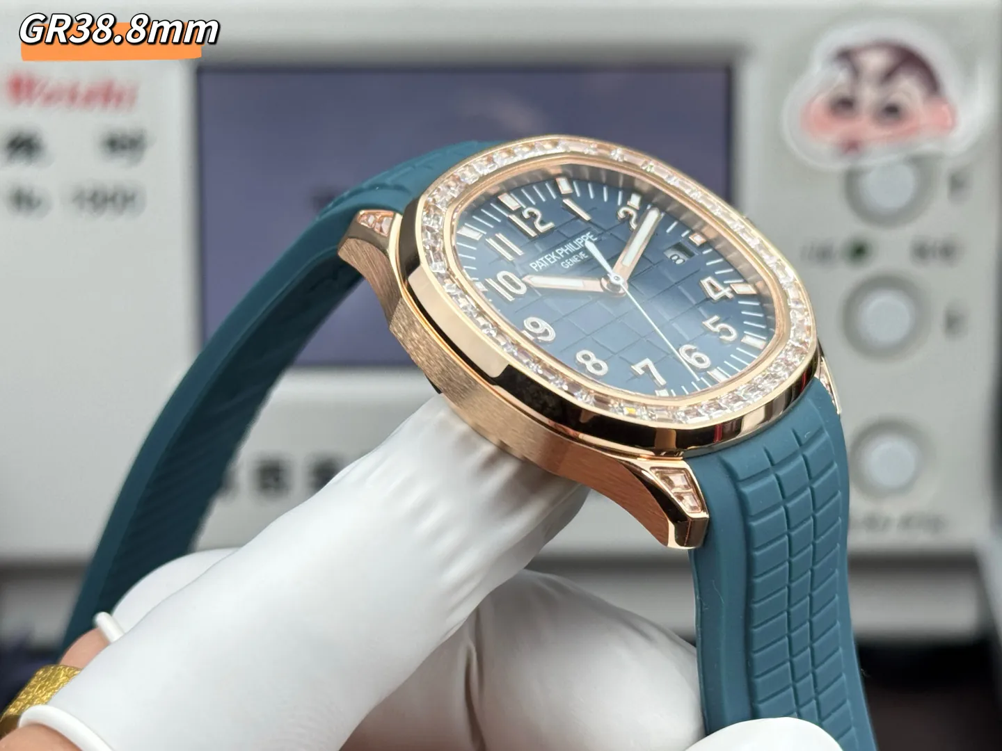 Patek Philippe Aquanaut Luce 5067A Replica Luxury Diamond Bezel Blue Grey Dial Rubber Strap Watch Side View 1