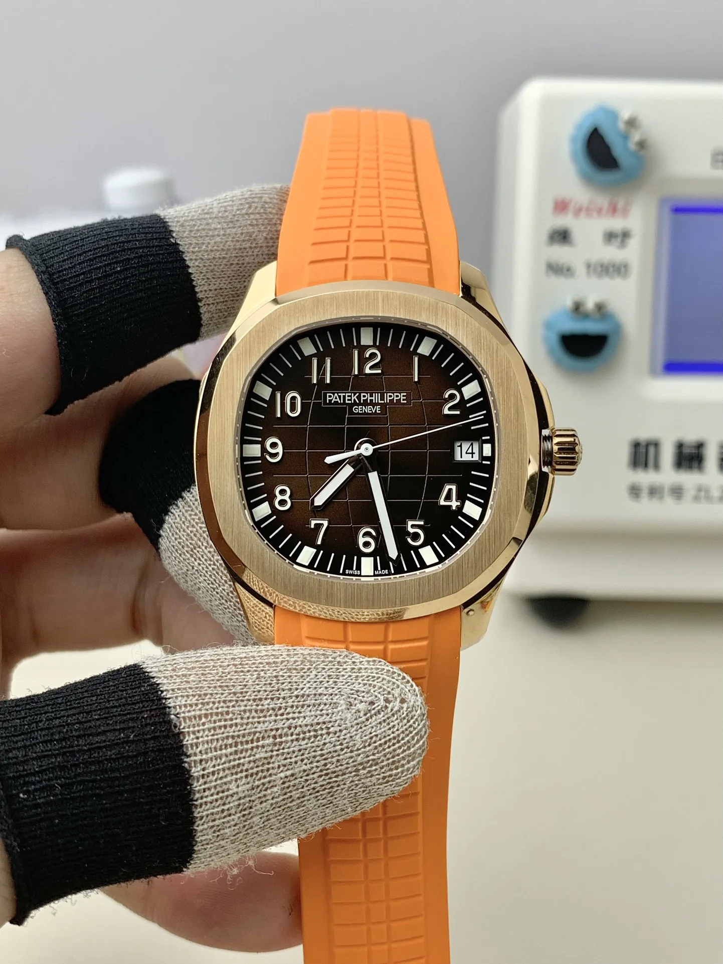 3K Factory Patek Philippe Aquanaut 5167R-001 Replica 40mm Brown Gradient Dial Orange Rubber Strap Super Clone Watch Front View