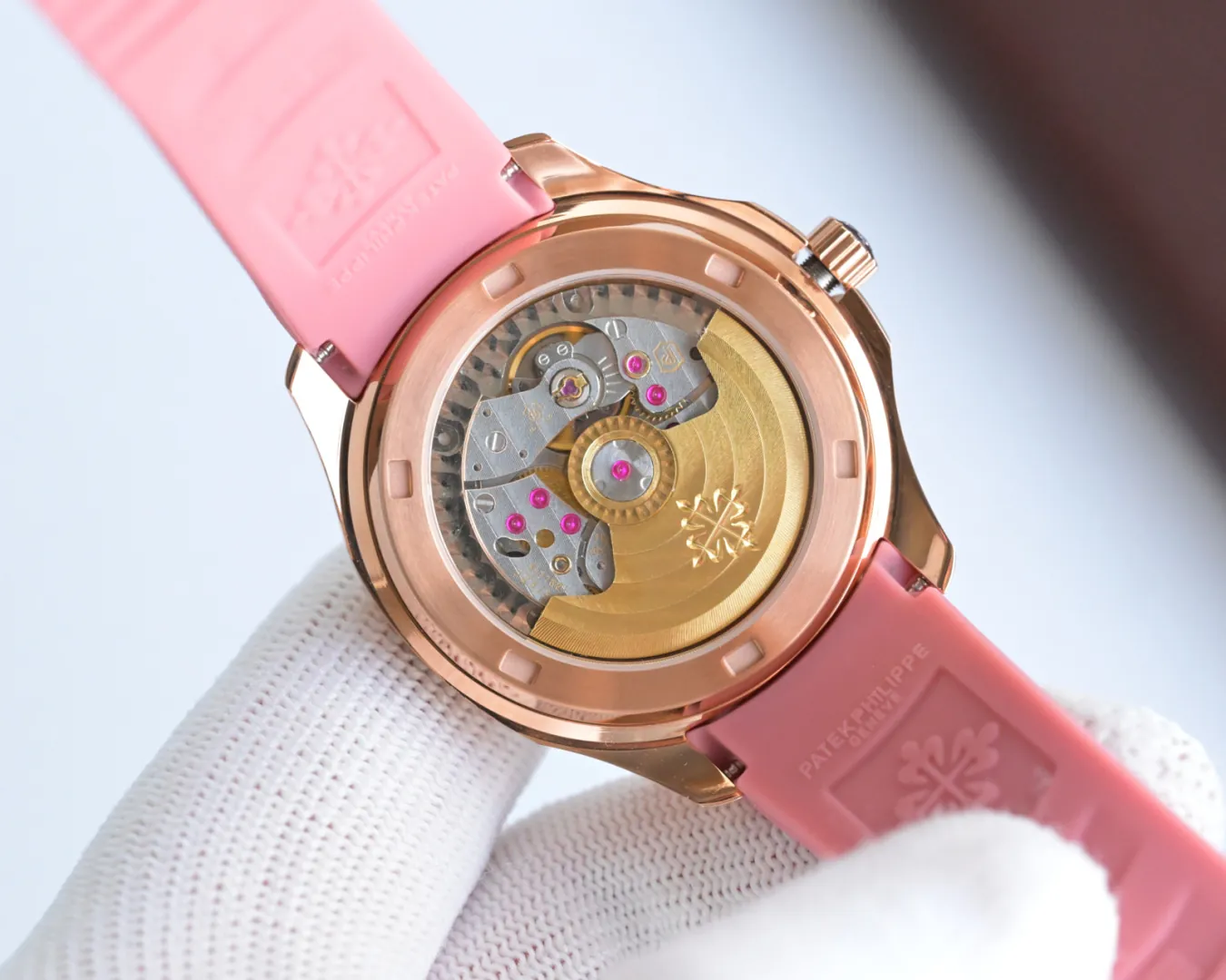 Luxury Patek Philippe Aquanaut Luce 5072R-001 Replica Haute Joaillerie Pink Mother of Pearl Dial Diamond Bezel 35.6mm Watch Case Back