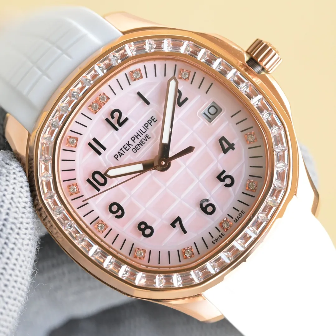 Super Clone Patek Philippe Aquanaut Luce 5072R Replica Light Pink Mother-of-Pearl Dial Diamond Bezel Luxury Watch Dial Detail