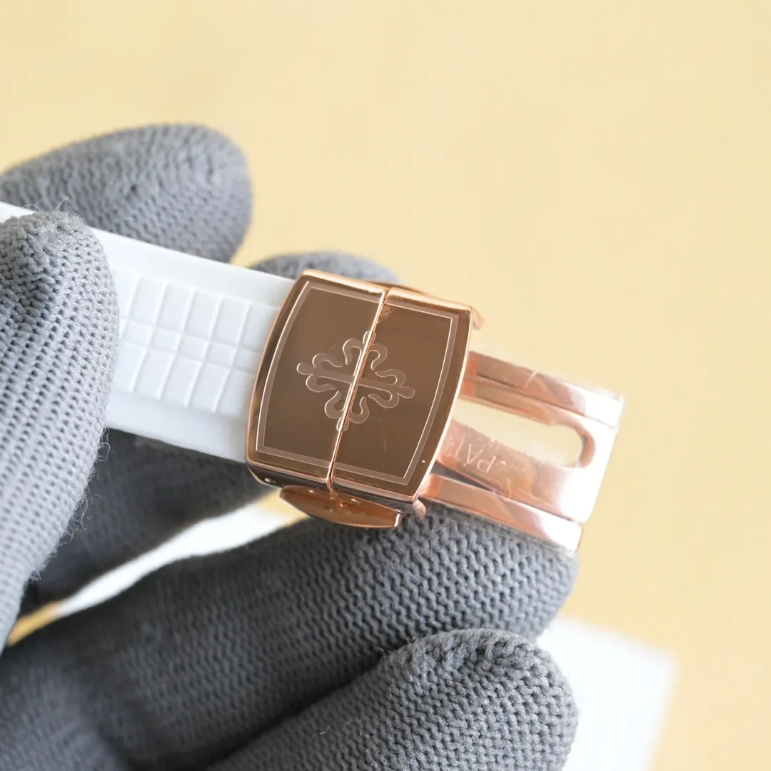 Super Clone Patek Philippe Aquanaut Luce 5072R Replica Light Pink Mother-of-Pearl Dial Diamond Bezel Luxury Watch Strap
