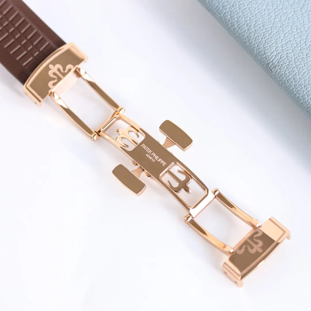 AD Factory Patek Philippe Aquanaut 5164R-001 Replica Deep Brown Embossed Grid Dial Brown Rubber Strap Travel Time Watch Clasp