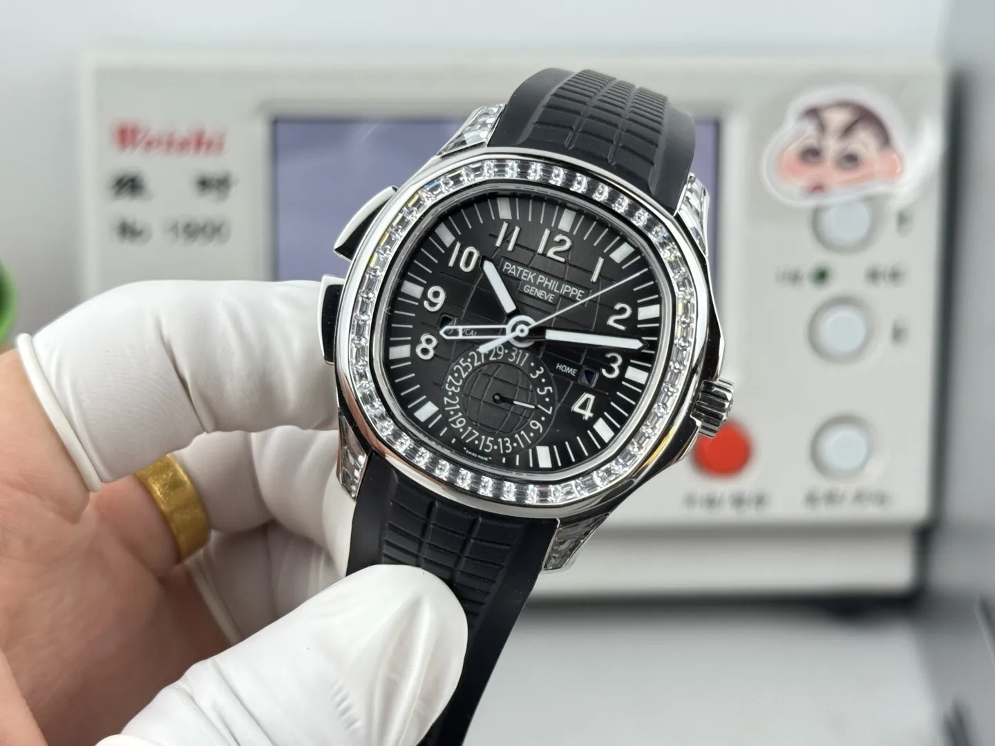 1:1 Clone Patek Philippe Aquanaut 5164A Replica Black Embossed Dial Diamond Bezel Dual Time Men’s Watch Dial Side View 2