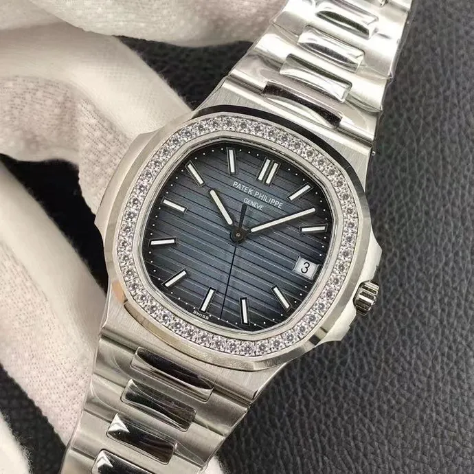 Swiss Patek Philippe Nautilus 5713/1G-010 Replica Gradient Navy Blue Dial Diamond-Set Bezel 40mm Luxury Watch Dial Side View 2