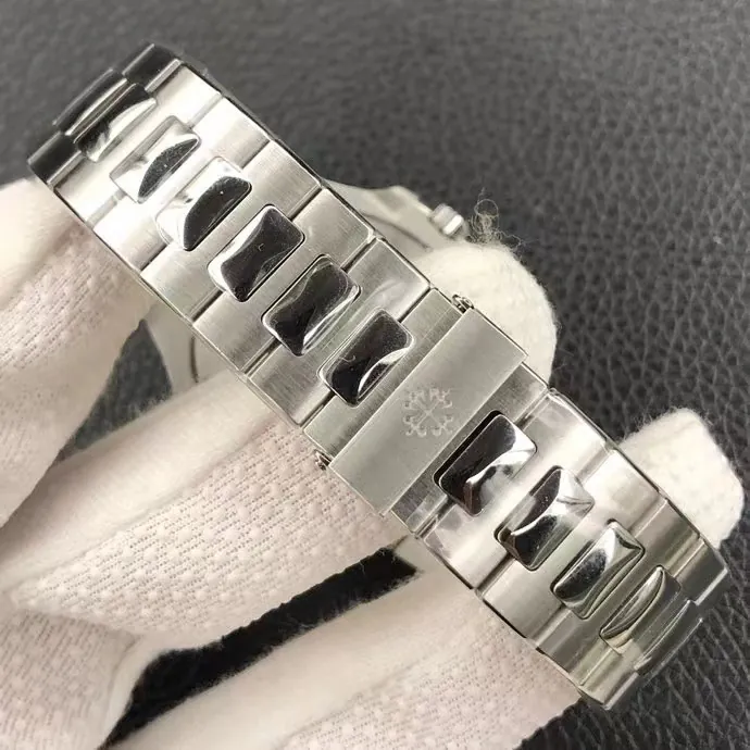Swiss Patek Philippe Nautilus 5713/1G-010 Replica Gradient Navy Blue Dial Diamond-Set Bezel 40mm Luxury Watch Strap