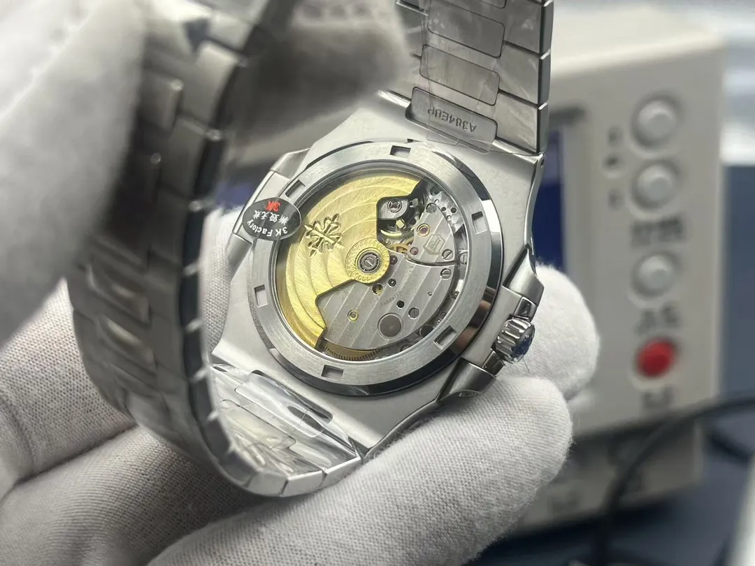 Super Clone Luxury Patek Philippe Nautilus 5711/1A-010 Replica Blue-Black Dial Watch Case Back