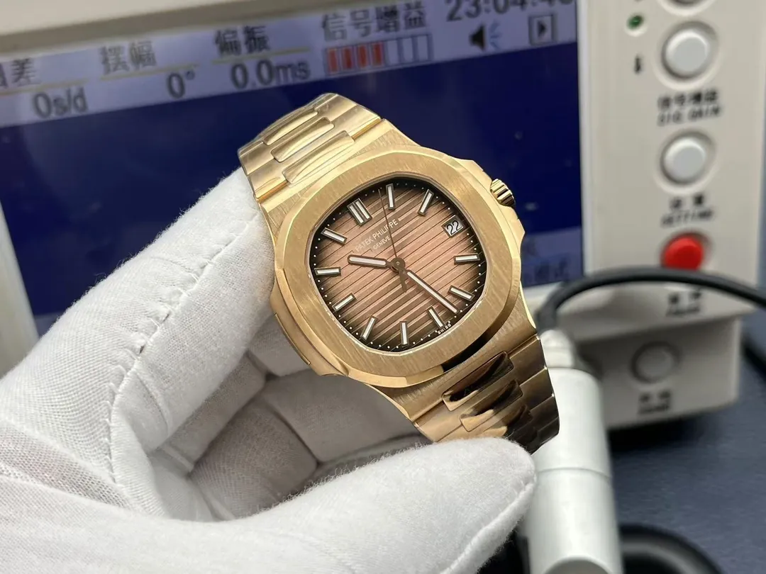 Patek Philippe Nautilus 5711 Replica Smoked Pink-Brown Gradient Dial 40mm Gold-Plated 904L Stainless Steel Case Luxury Watch Dial Side View 1