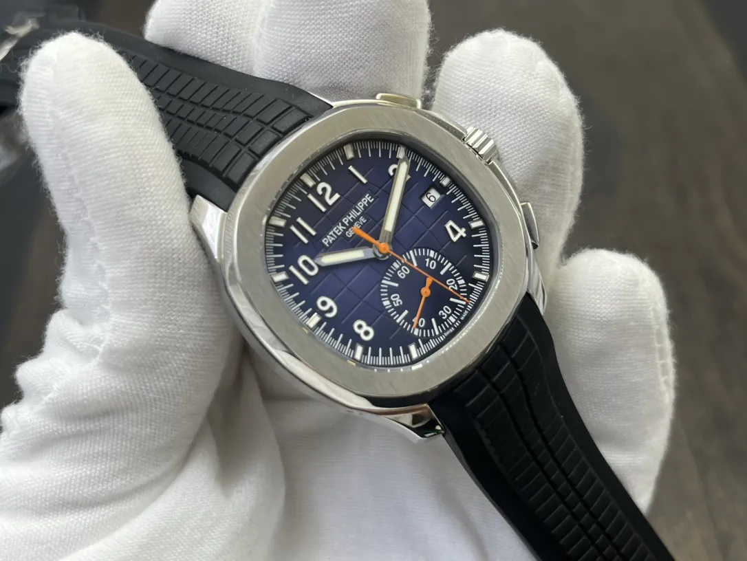 Luxury Patek Philippe Aquanaut 5968A Replica Blue Black Gradient Dial Orange Accents Black Rubber Strap 42.2mm Men's Watch Dial Detail