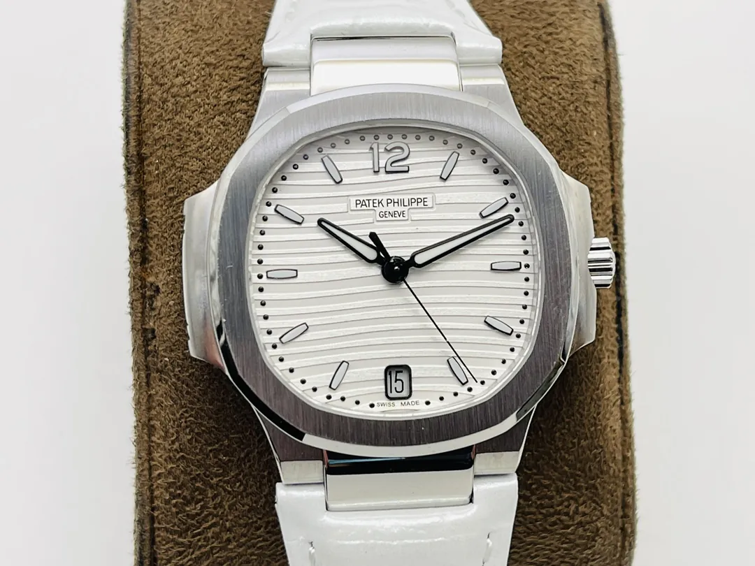 Luxury Patek Philippe Nautilus 7118 Replica White Wave Dial Stainless Steel Case White Leather Strap Ladies 35.2mm Watch Dial Detail