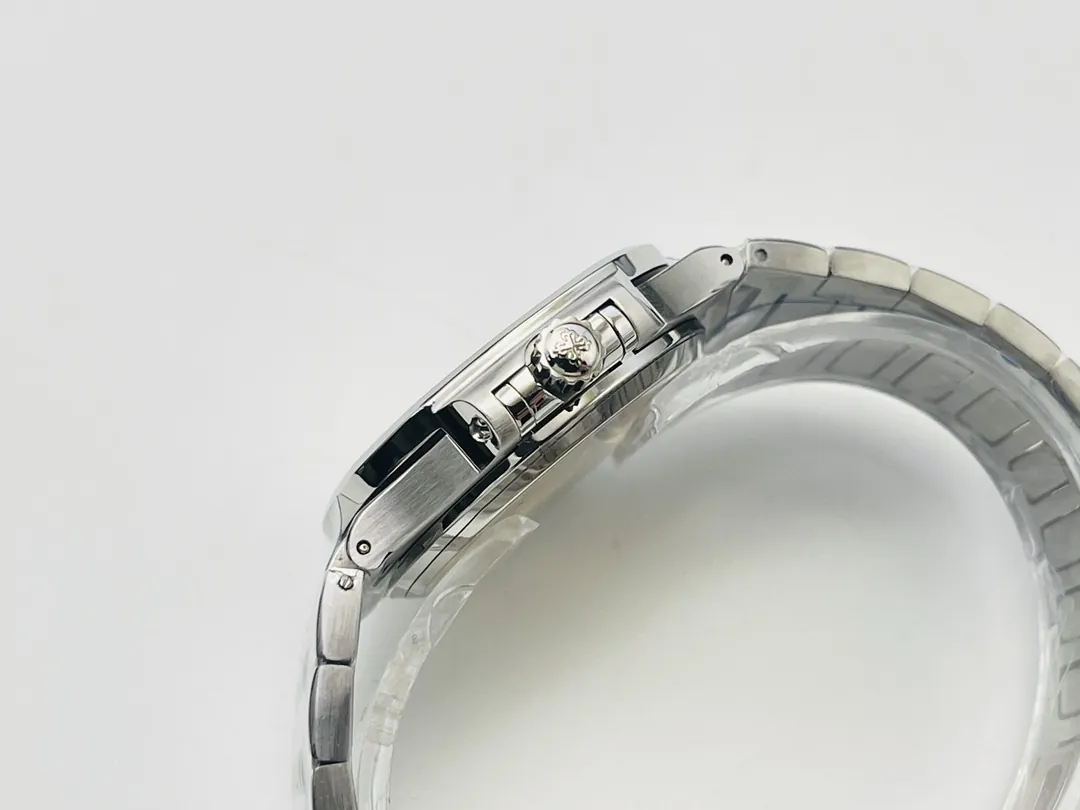 Super Clone Patek Philippe Nautilus 7118/1200A-011 Replica Grey Opaline Gradient Dial Diamond Bezel Ladies Luxury 35.2mm Watch Side View 2