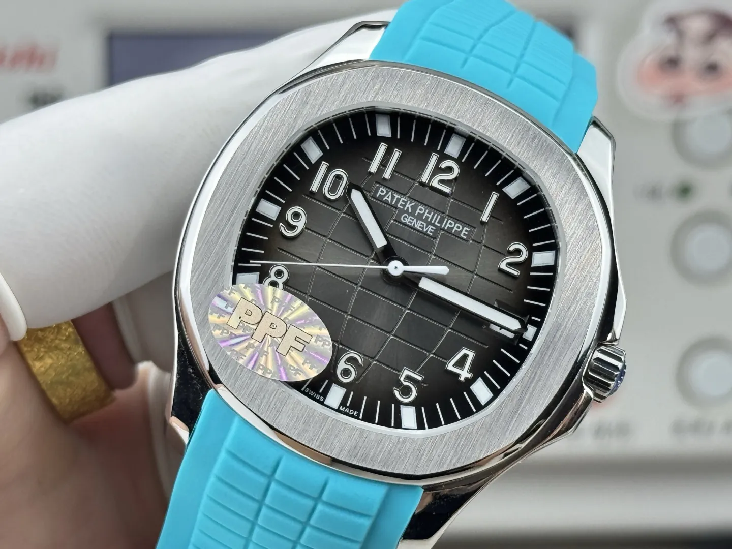 PPF Factory Patek Philippe Aquanaut 5167A Replica Sunburst Charcoal Gray Dial Tiffany Blue Rubber Strap Luxury Watch Dial Detail 2
