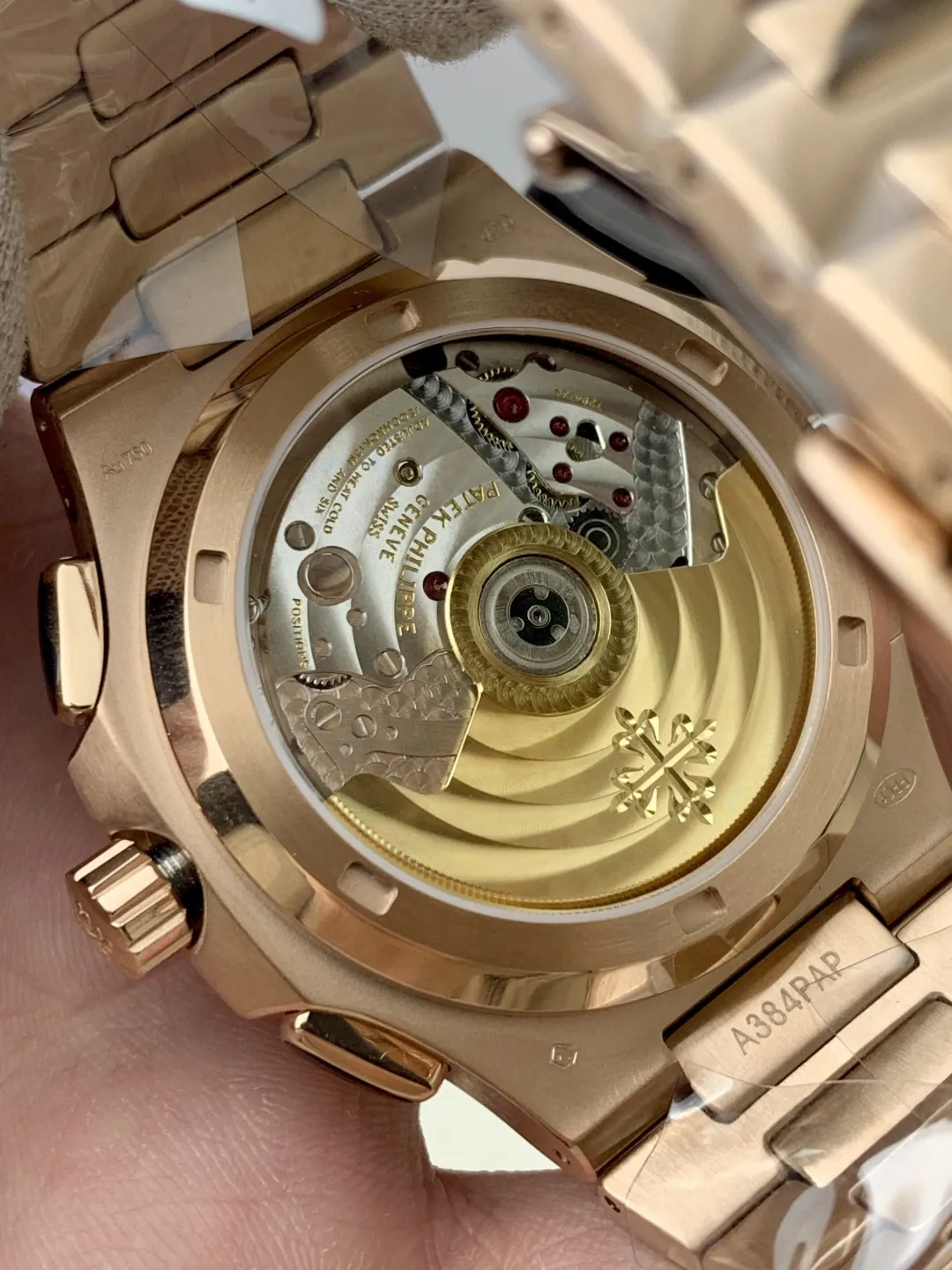 Patek Philippe Nautilus 5990/1R-001 Replica Horizontally Embossed Sunburst Blue Dial Rose Gold Tone Case Super Clone Watch Case Back