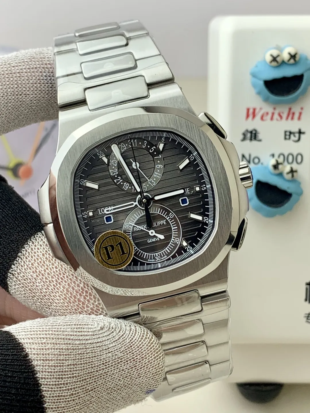 P1 Factory Super Clone Patek Philippe Nautilus 5990/1A Replica Gray Dial 40.5mm Stainless Steel Case Dual Time Watch Side Profile Of The Dial